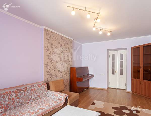 3-senyakanoc-bnakaran-vacharq-Yerevan-Arabkir