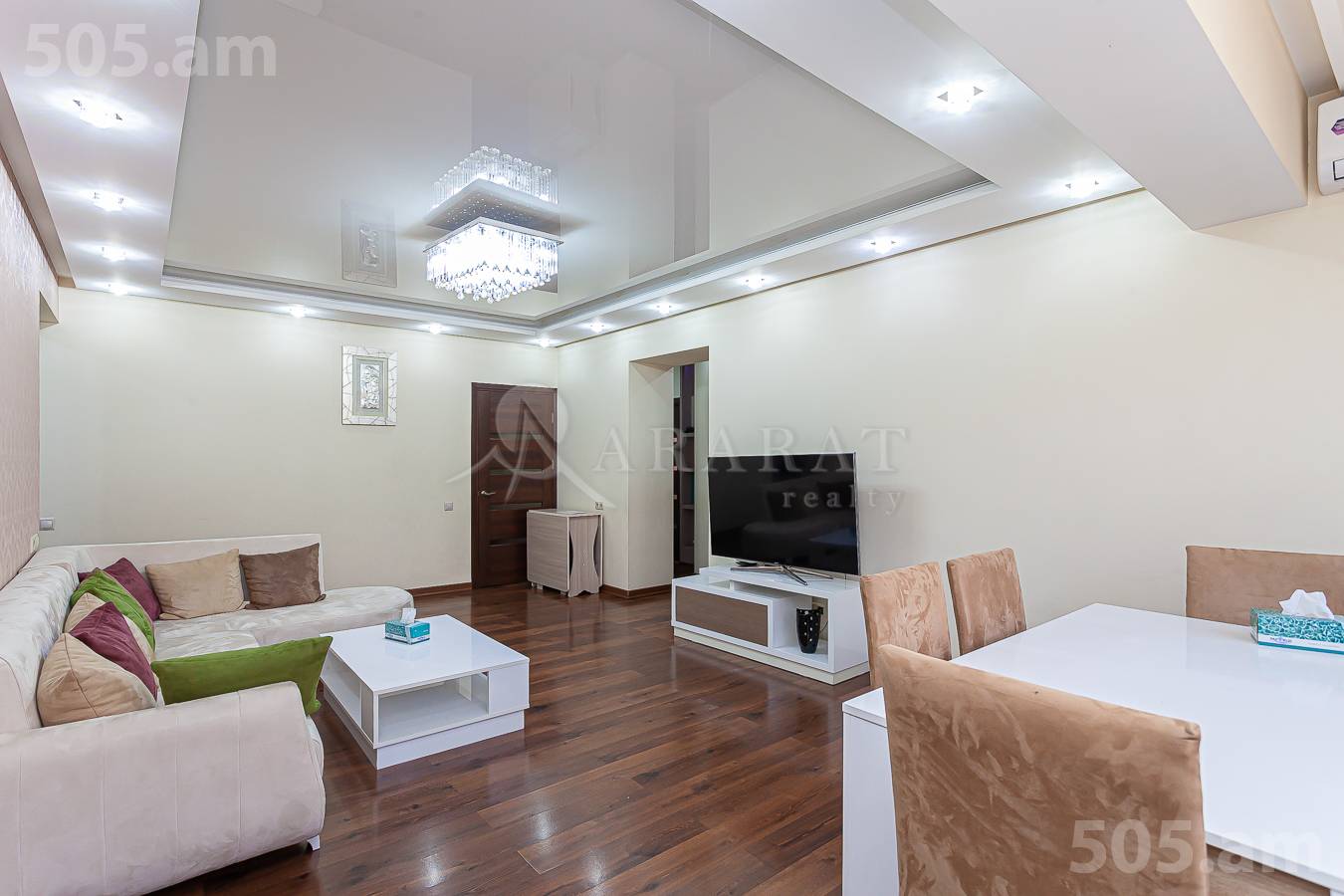 4 սենյականոց բնակարան  Կորյուն փող  նրբ, Կենտրոն Երևան, 147404