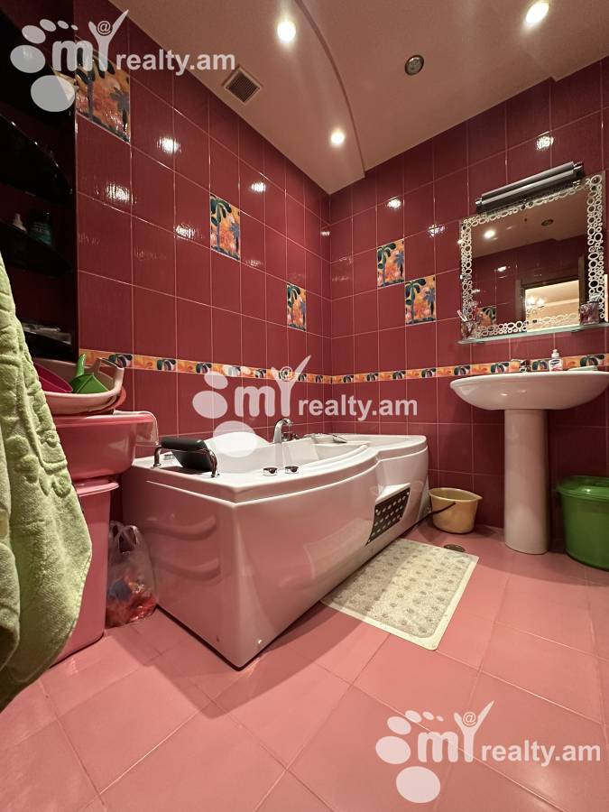 4 bedroom apartment for sale Leningradyan St, Adjapnyak Yerevan, 156726