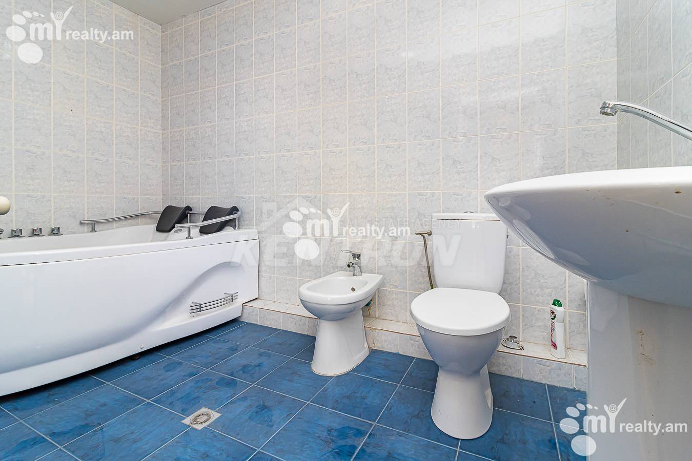 3 bedroom apartment for sale Hr.Kochar St, Arabkir Yerevan, 155384