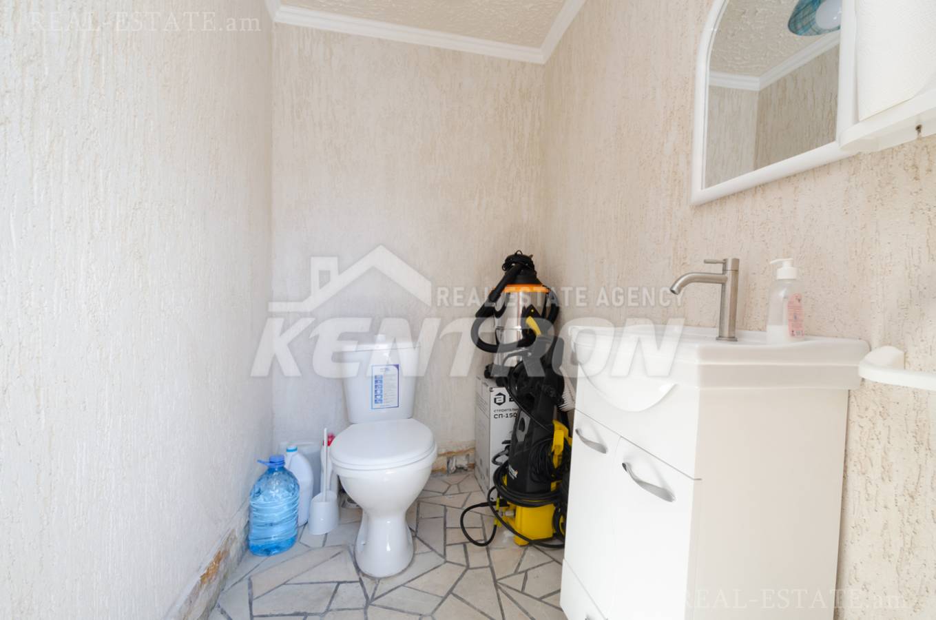 House for sale Gogol St, Kanaqer-Zeytun Yerevan, 136595