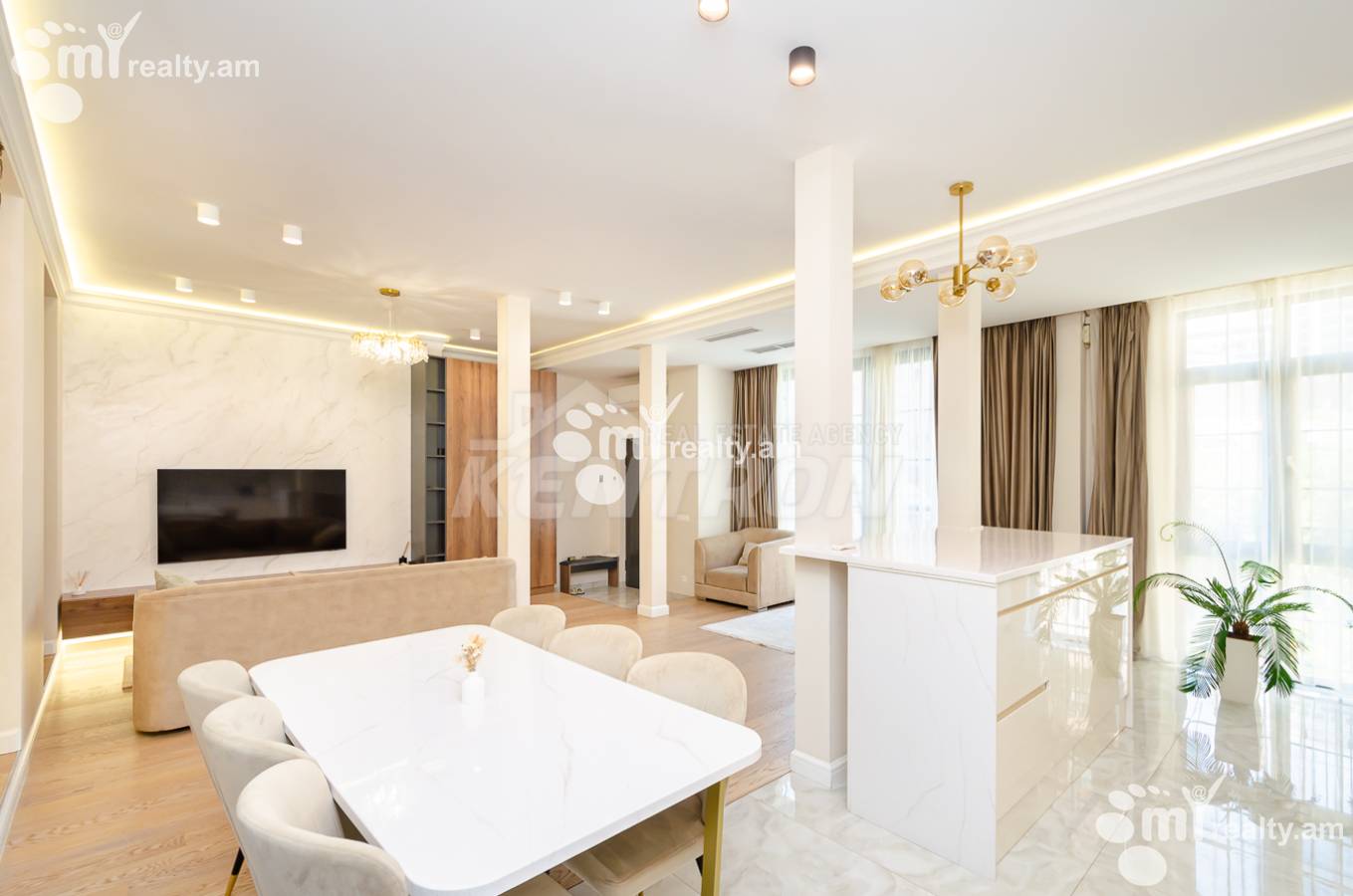 3 սենյականոց բնակարան  Նալբանդյան փող, Կենտրոն Երևան, 152842