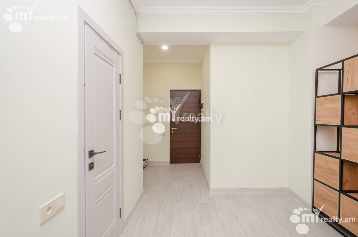 3 սենյականոց բնակարան  Արզումանյան փող, Աջափնյակ Երևան, 152039