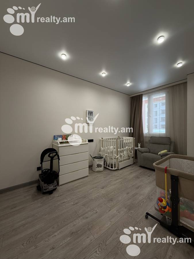 3 bedroom apartment for sale Shiraz St, Adshapnjak Yerevan, 161244