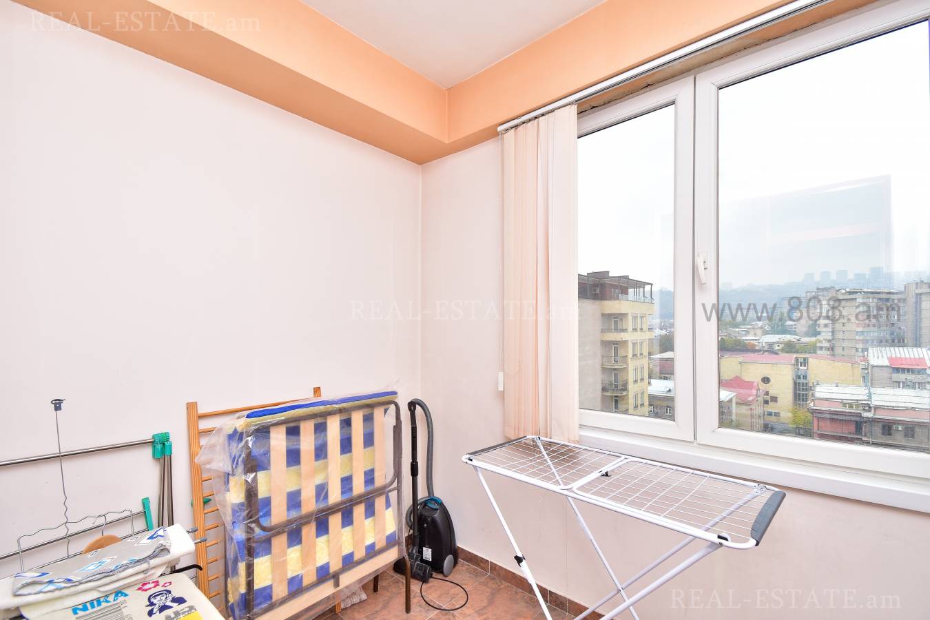 2 սենյականոց բնակարան  Հին երևանցու փող, Կենտրոն Երևան, 130724