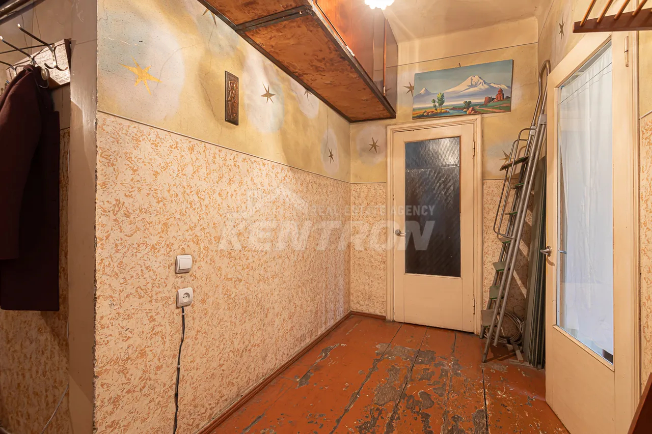 3 bedroom apartment for sale Khanjyan St, Center Yerevan, 157733