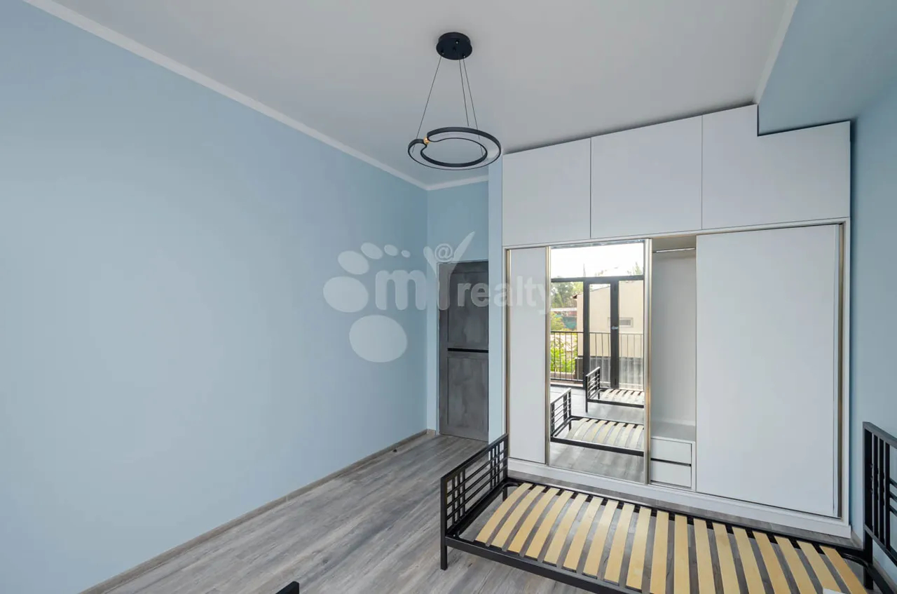 3 bedroom apartment for rent خیابان آرگیشتی, مرکز شهر ایروان, 157835