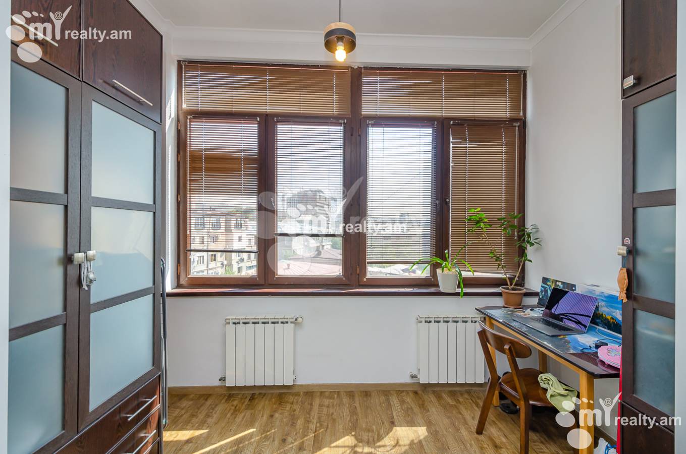 2 bedroom apartment for sale خیابان ماشتوتس, مرکز شهر ایروان, 153155