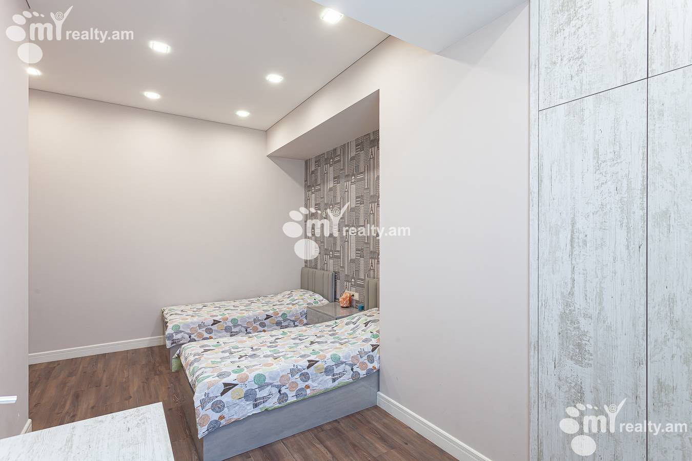 4 bedroom apartment for sale خیابان مالخاسیانتس, عربگیر ایروان, 152404