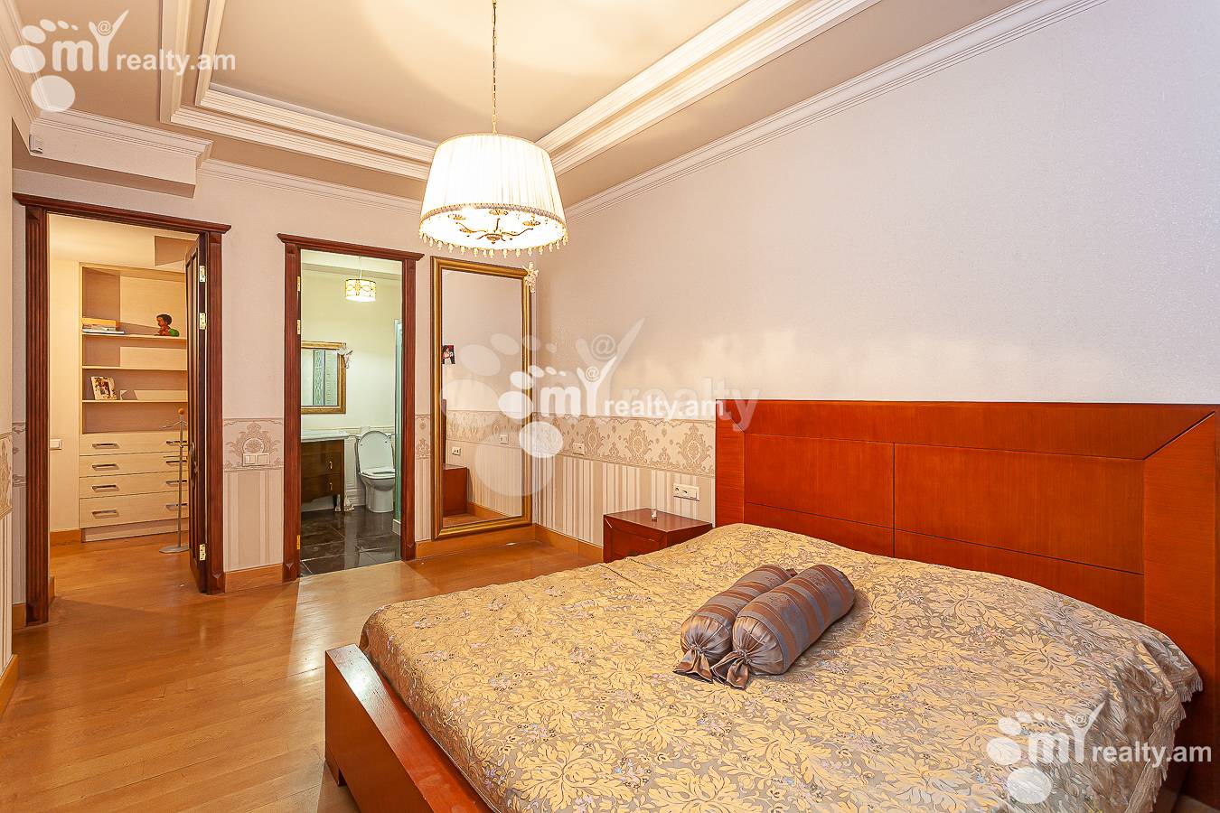 6 bedroom apartment for rent rue d'Amiryan, Center Yerevan, 150506