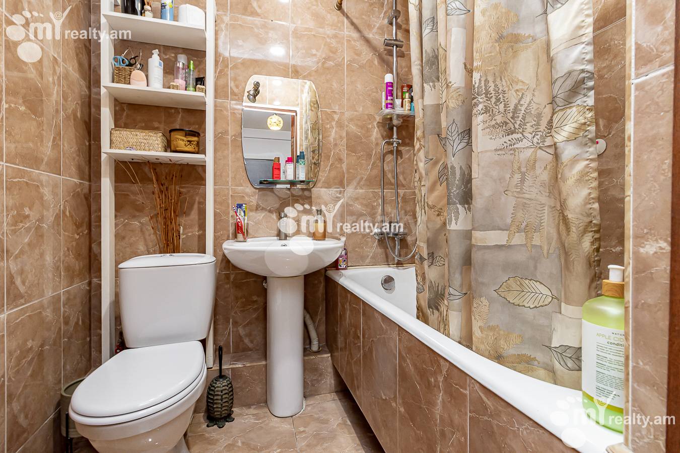 3 սենյականոց բնակարան  Ե. Քոչար փող, Կենտրոն Երևան, 143637