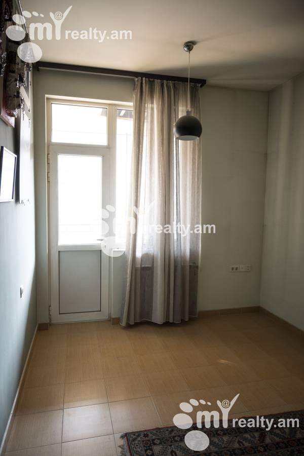 6 bedroom apartment for sale Heratsi St, Center Yerevan, 152514