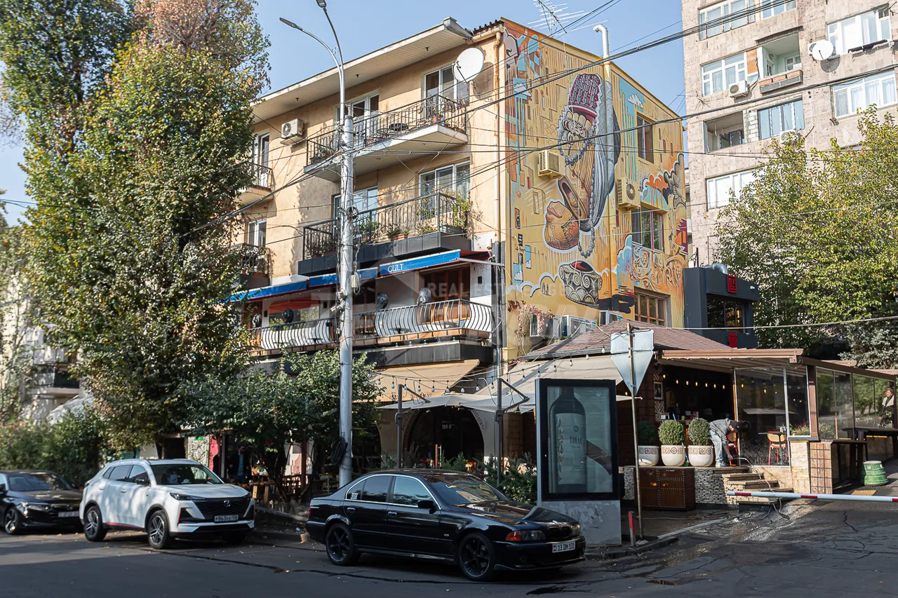 Commercial property for rent Saryan St, Center Yerevan, 157533