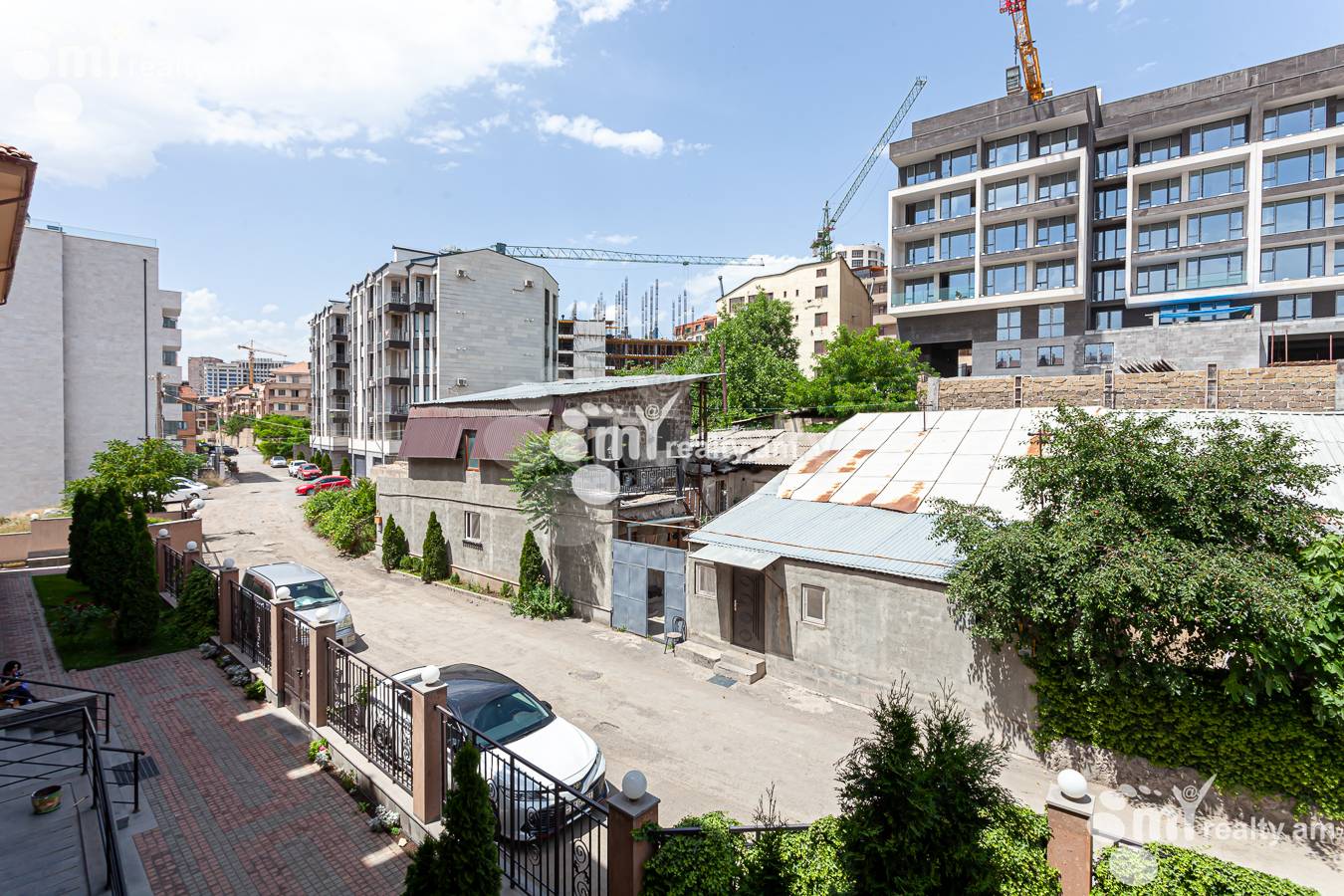 Снять 2 комнатную квартиру Антараин ул, Центр Ереван, 155566