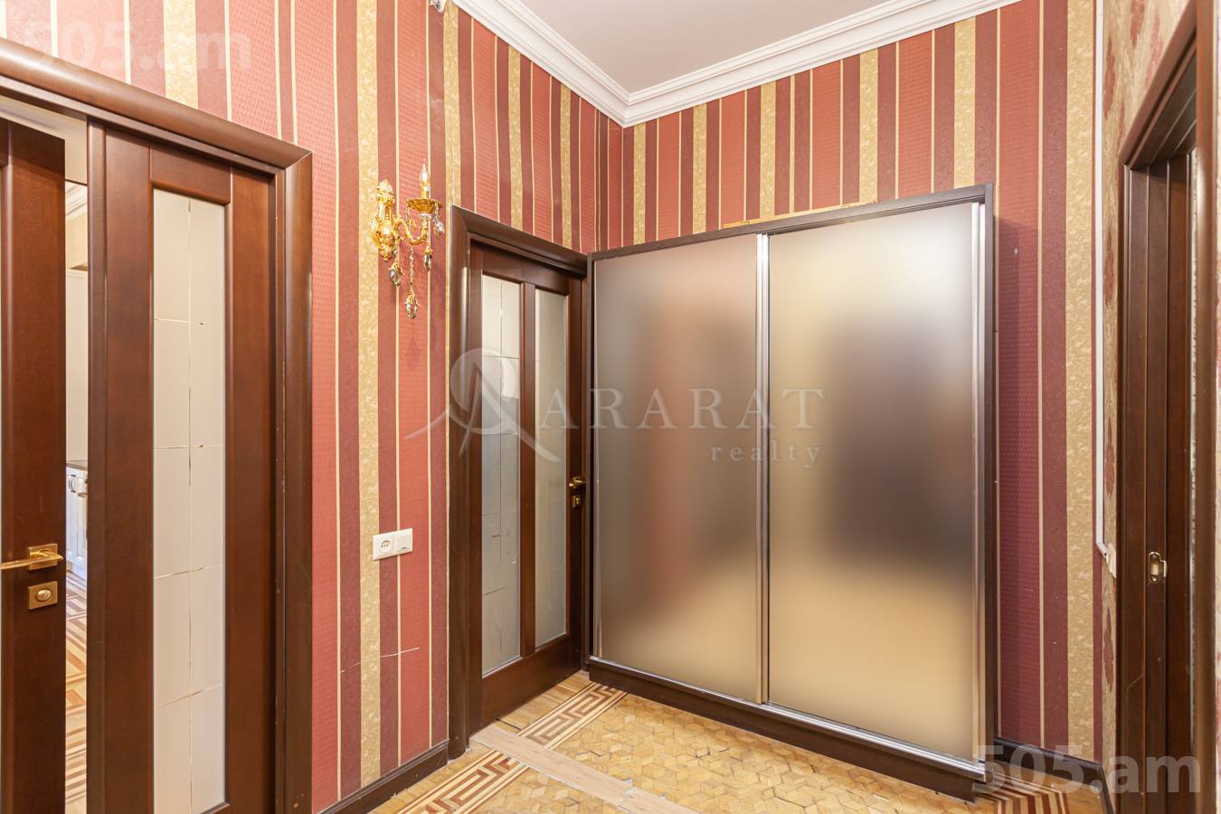 2 bedroom apartment for sale خیابان سایات نووآ, مرکز شهر ایروان, 151403