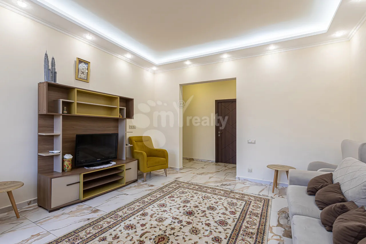 3 bedroom apartment for rent خیابان کاسیان, عربگیر ایروان, 157541