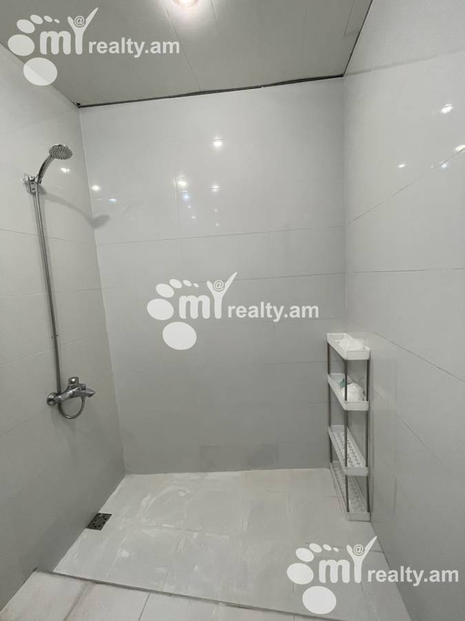 Снять 2 комнатную квартиру Сарян ул, Центр Ереван, 155249