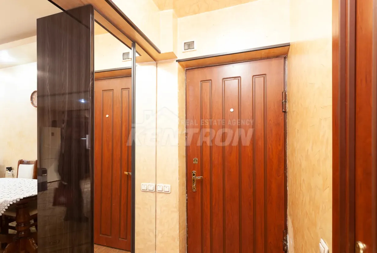 2 սենյականոց բնակարան վարձով Սայաթ-Նովայի պող, Կենտրոն Երևան, 158594