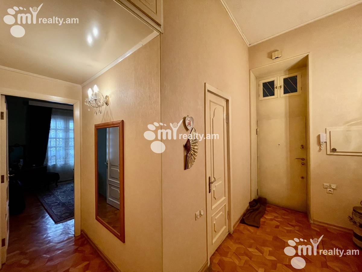2 bedroom apartment for sale خیابان زاکیان, مرکز شهر ایروان, 130055