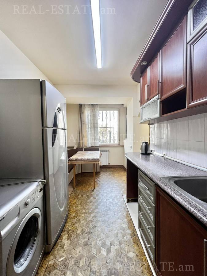 2 սենյականոց բնակարան  Սունդուկյան փող, Արաբկիր Երևան, 129637