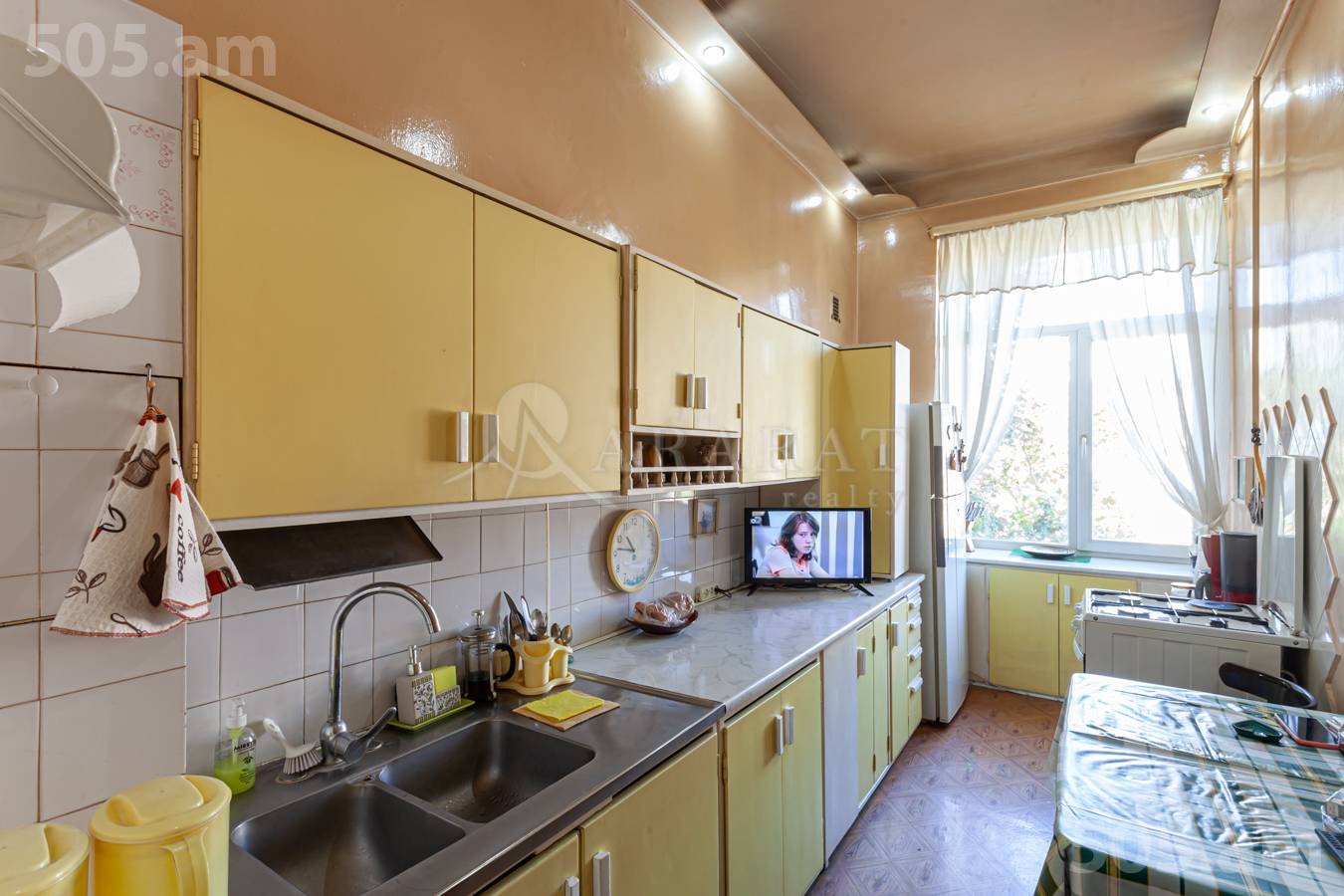 Купить 3 комнатную квартиру Маштоца пр, Центр Ереван, 149588