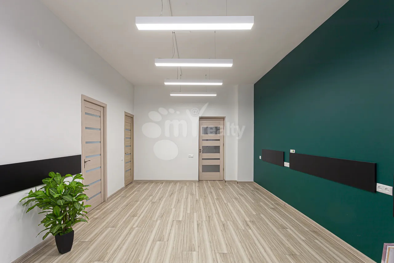 Commercial property for rent V.Papazyan St, Arabkir Yerevan, 160453