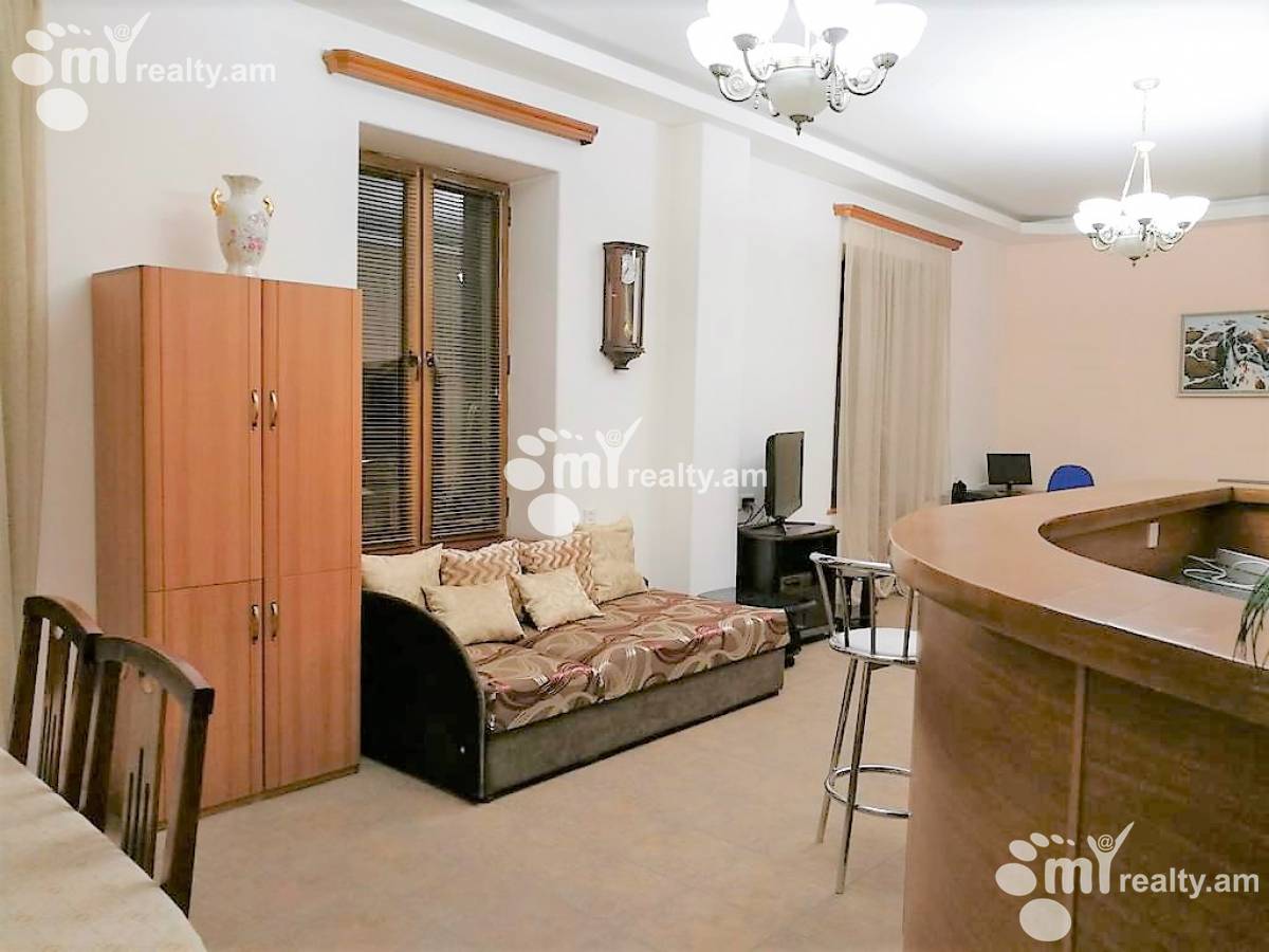4 bedroom apartment for rent Ghazar Parpetsi St, Center Yerevan, 124054