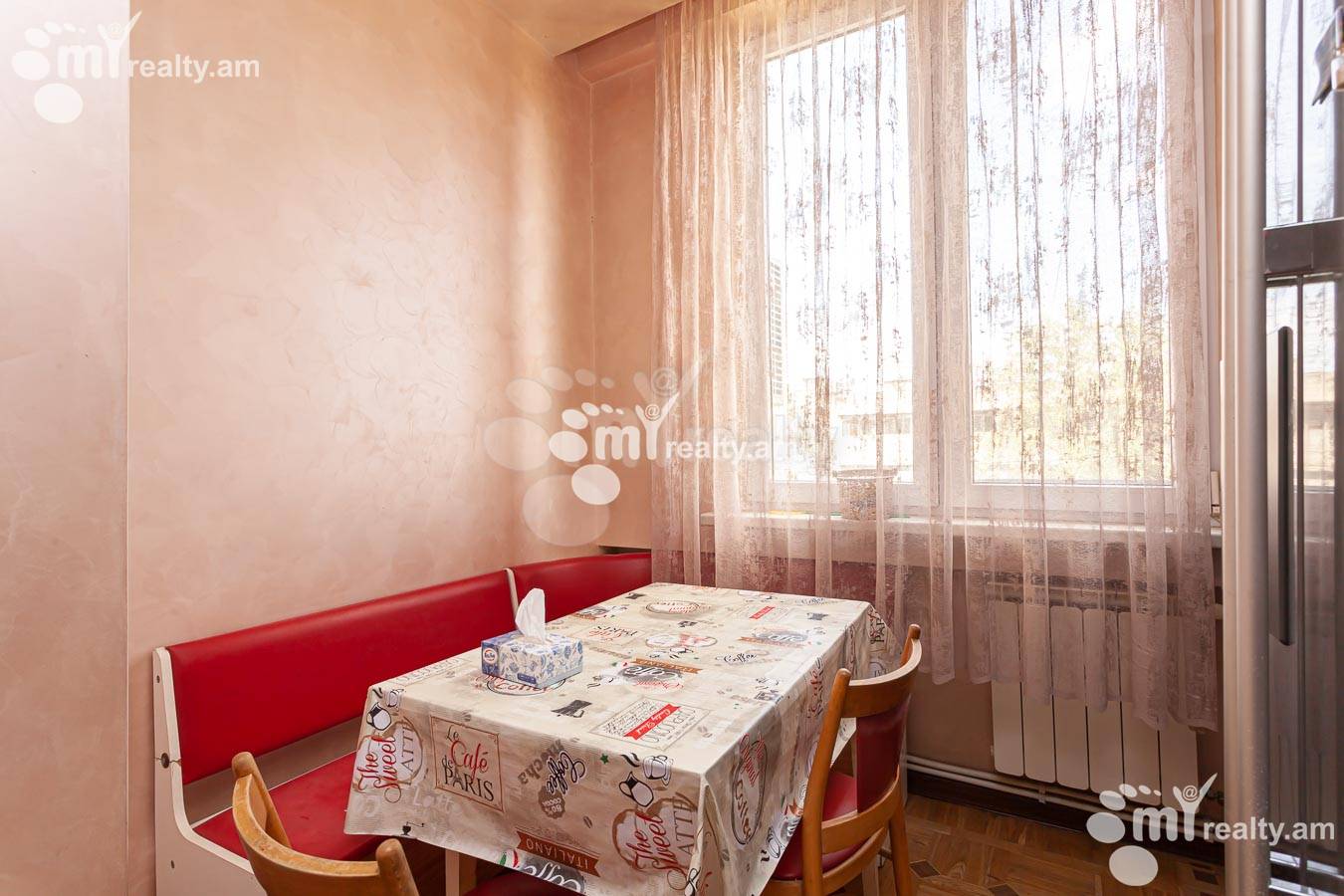 Купить 3 комнатную квартиру Арабкир 17ый ул, Арабкир Ереван, 155327