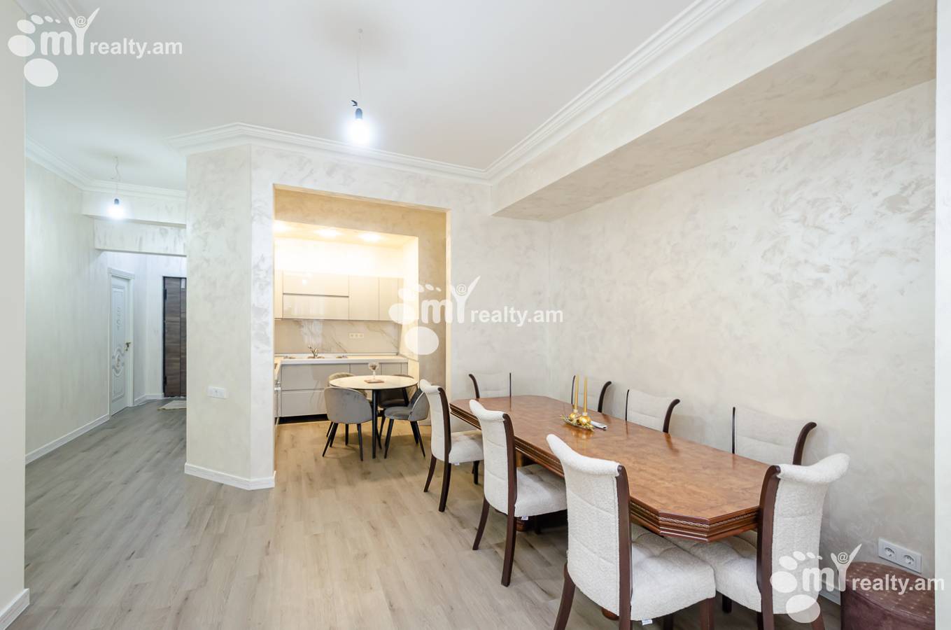 3 bedroom apartment for sale Rostom St, Center Yerevan, 143353