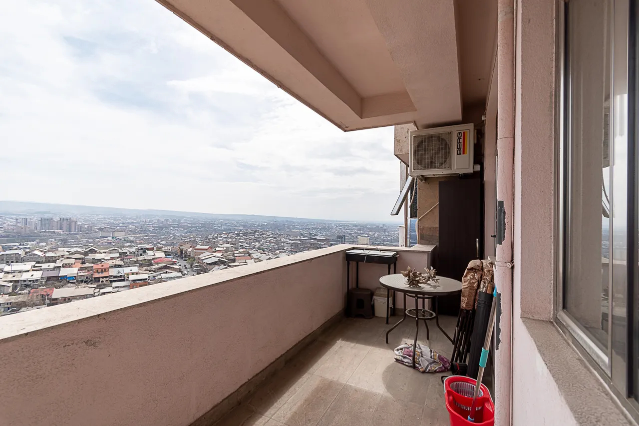 3 bedroom apartment for sale Tsitsernakaberd Highway, Center Yerevan, 159521