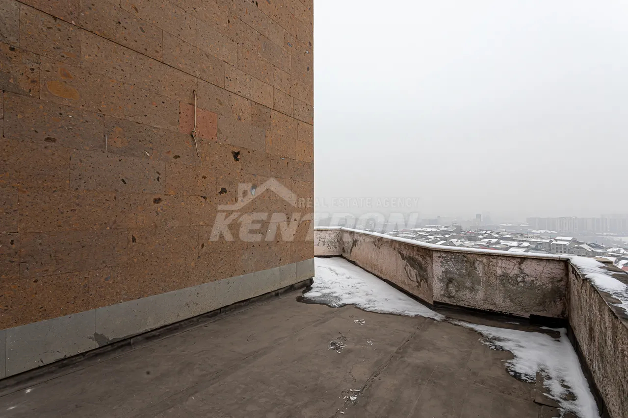 4 bedroom apartment for sale خیابان تِسی تِسِرناکابِرد, مرکز شهر ایروان, 159228