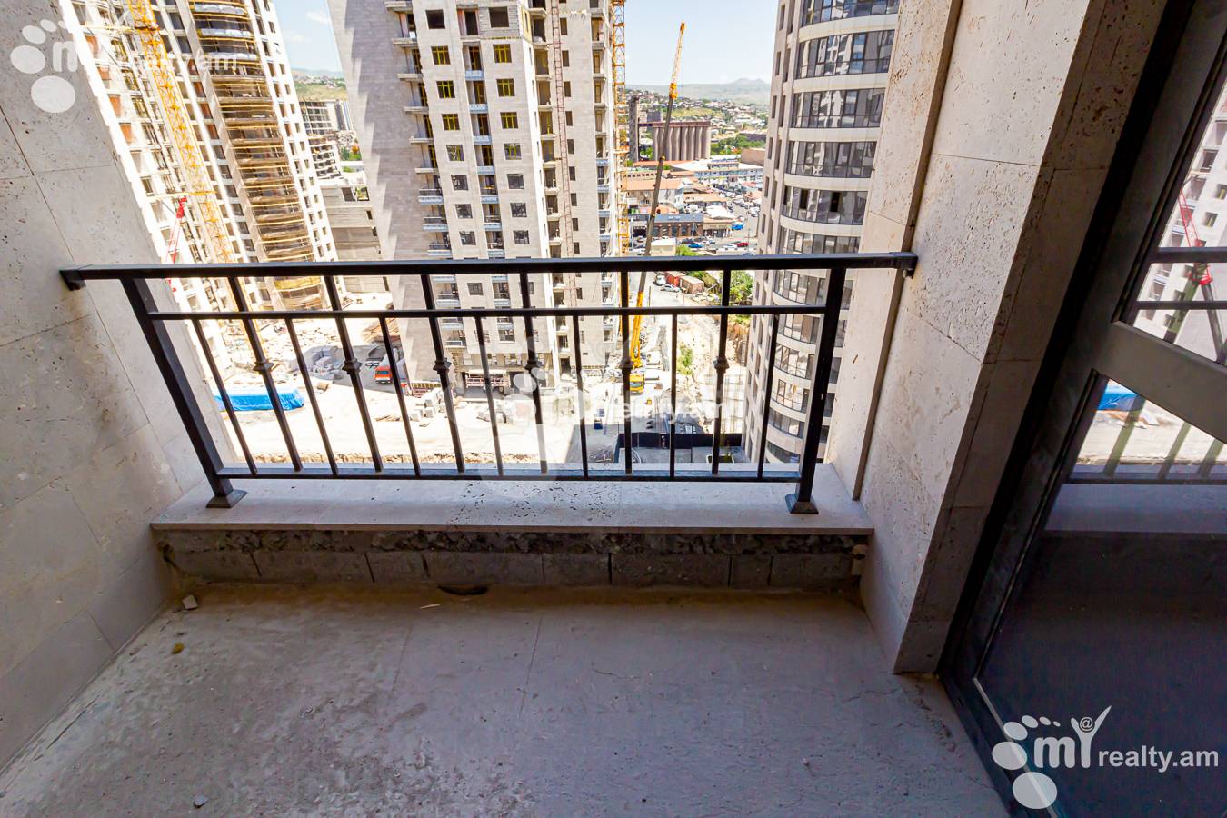 2 սենյականոց բնակարան  Արշակունյաց պող, Կենտրոն Երևան, 150903