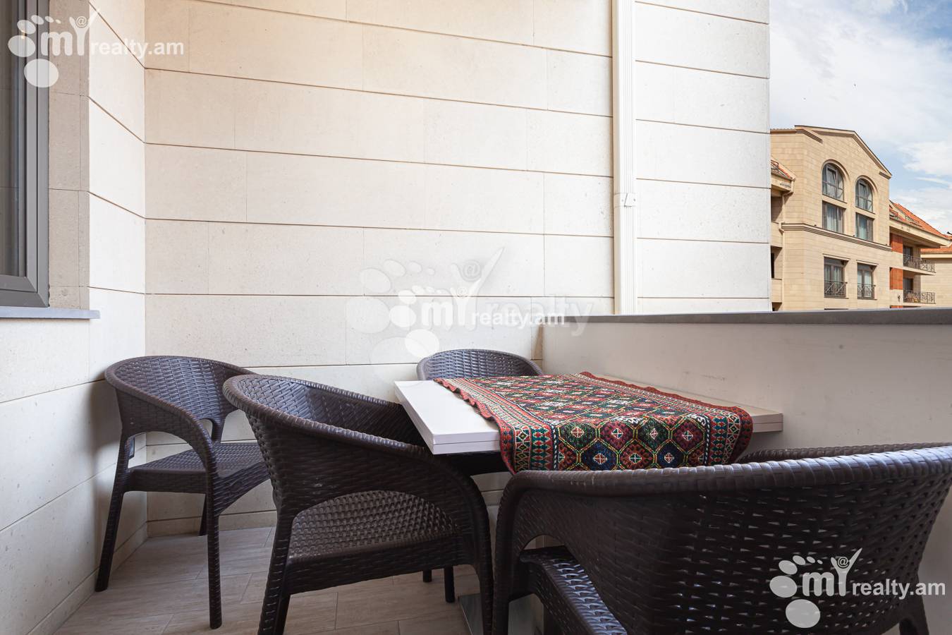 3 bedroom apartment for rent Antarayin St, Center Yerevan, 155627