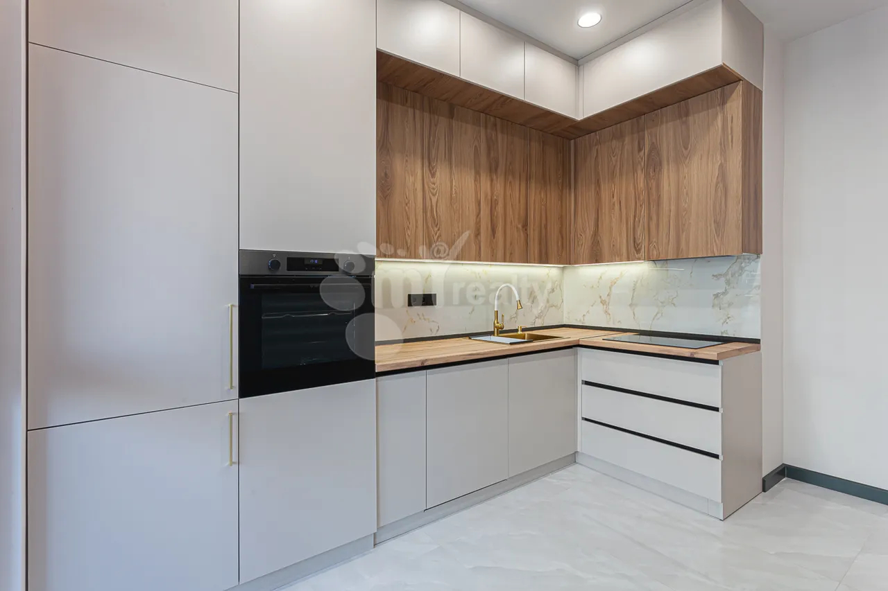 3 bedroom apartment for sale Arshakunyats Ave, Center Yerevan, 161854