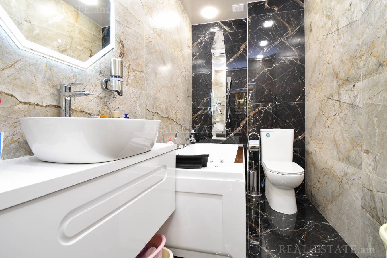 4 bedroom apartment for sale Bakunts St, Nor Norque Yerevan, 123441