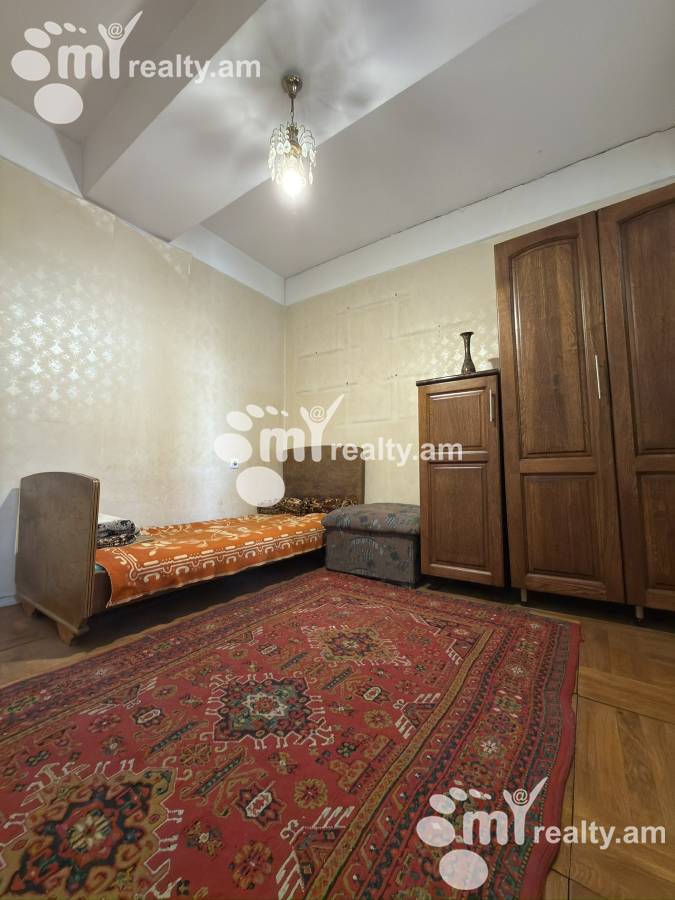 3 bedroom apartment for sale خیابان ا. آوِتیسیان, عربگیر ایروان, 159654