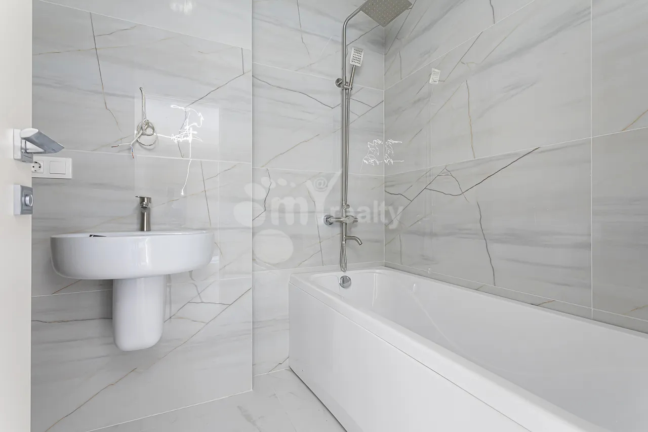 4 bedroom apartment for sale Vratsakan St, Arabkir Yerevan, 157658