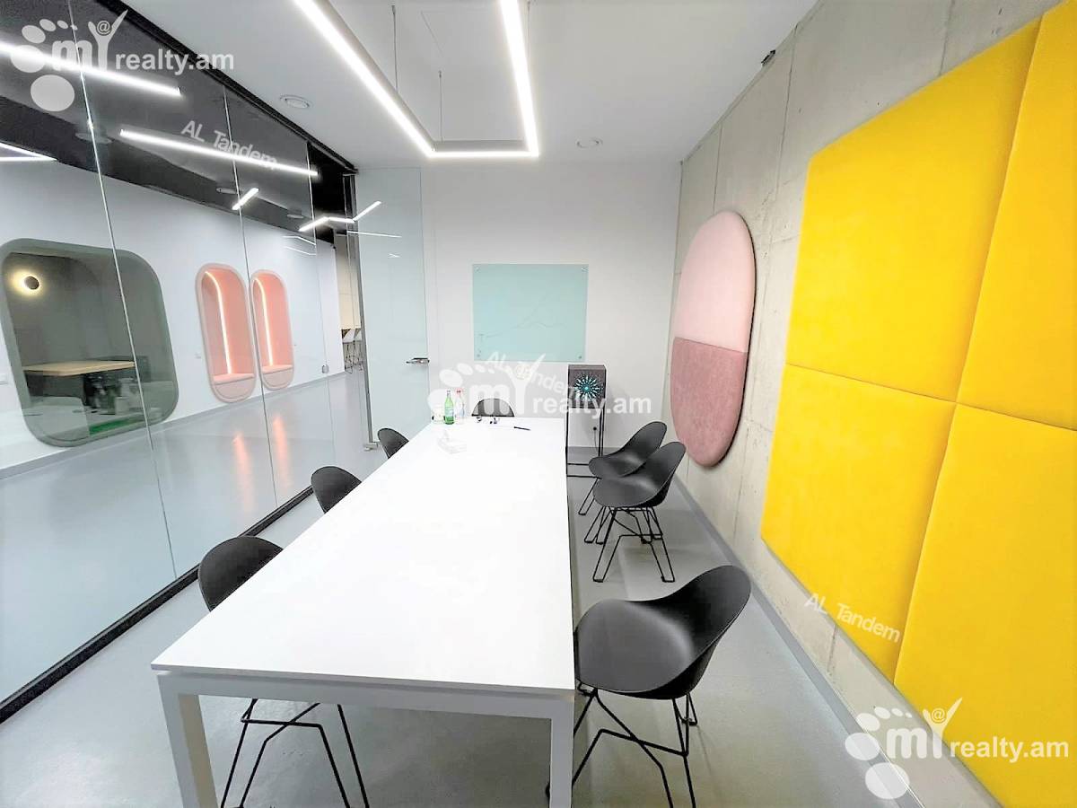 Commercial for rent خیابان امیریان, مرکز شهر ایروان, 127157