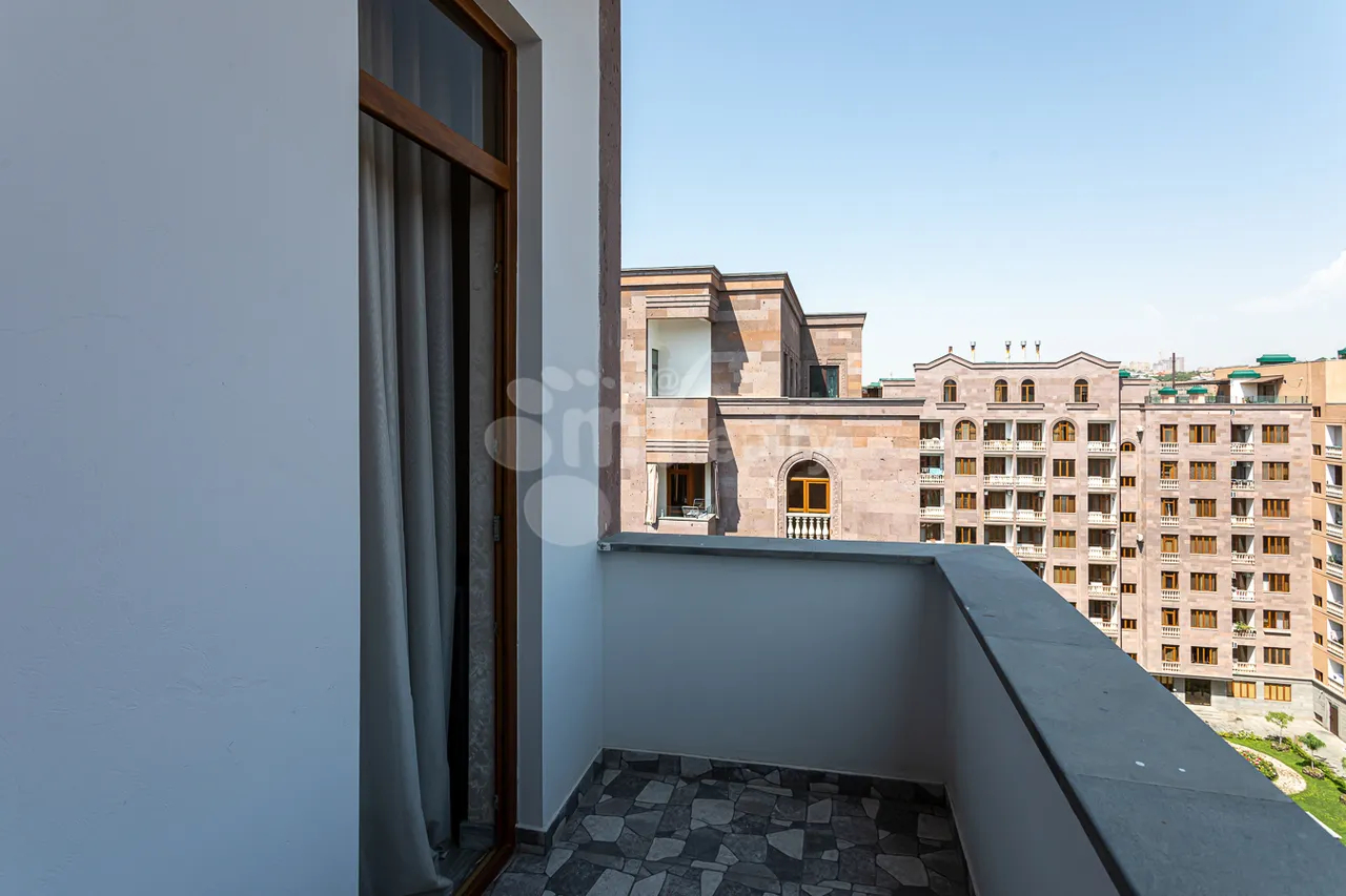 4 bedroom apartment for sale Adonts St, Arabkir Yerevan, 159646