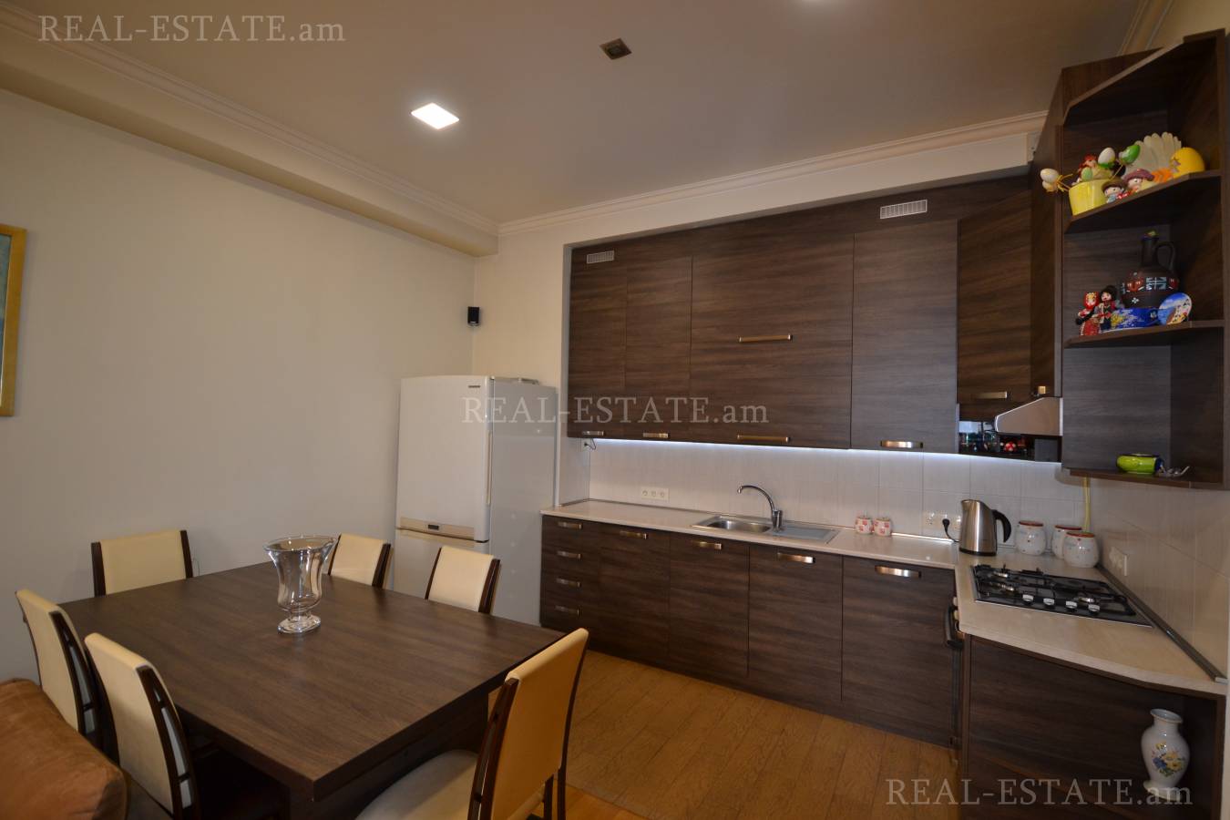 2 bedroom apartment for rent خیابان آرام, مرکز شهر ایروان, 108464