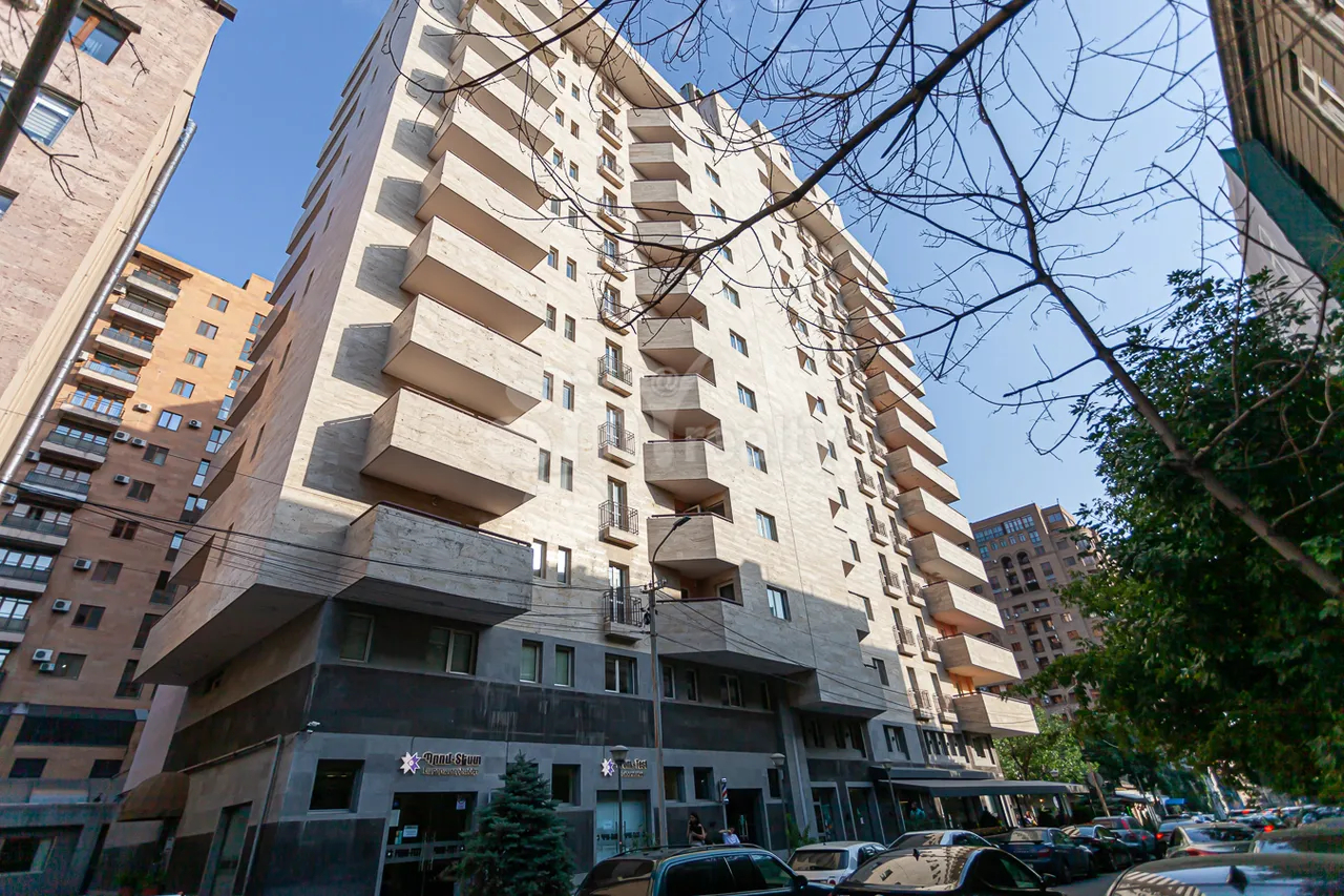 2 bedroom apartment for rent Koghbatsi St, Center Yerevan, 158130