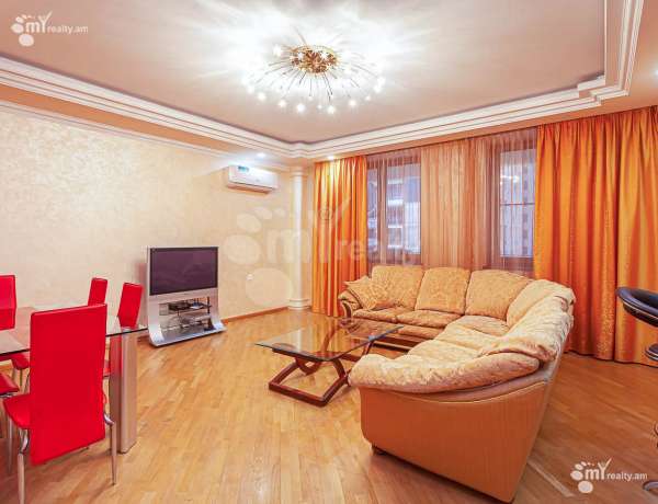 3-senyakanoc-bnakaran-vacharq-Yerevan-Center