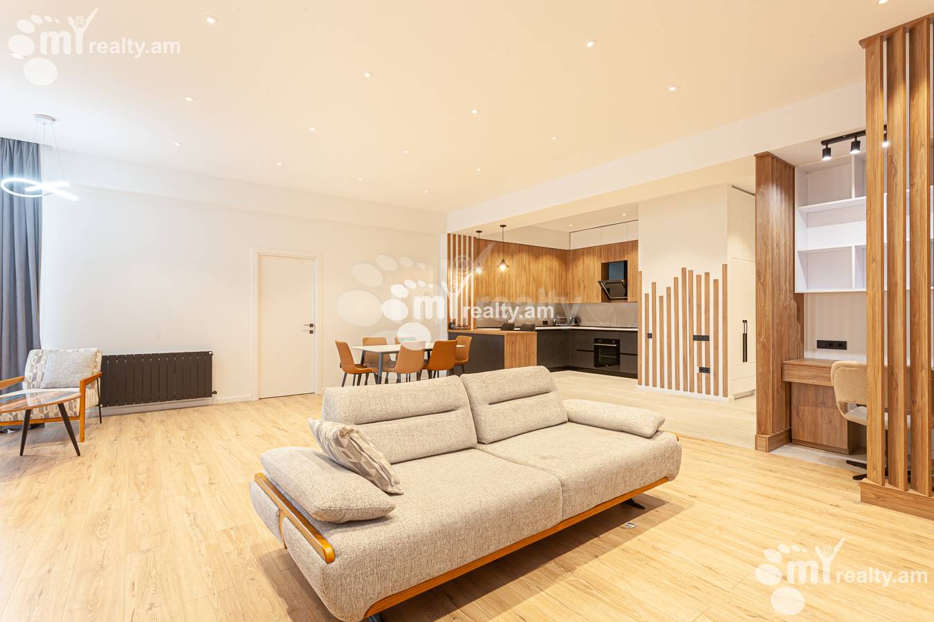 3 bedroom apartment for sale Paronyan St, Center Yerevan, 155918