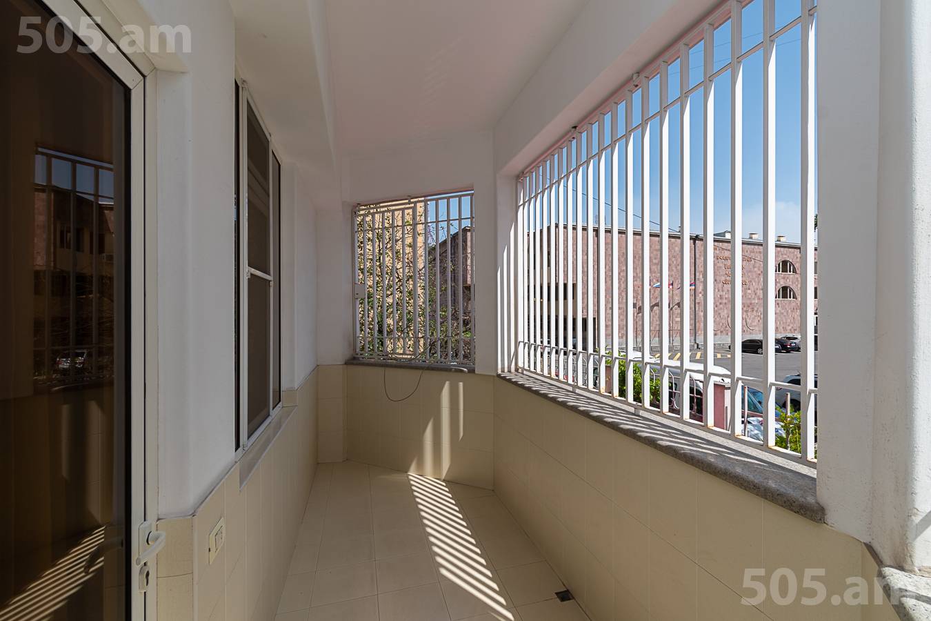 6 սենյականոց բնակարան  Ա.Մանուկյան փող, Կենտրոն Երևան, 153026