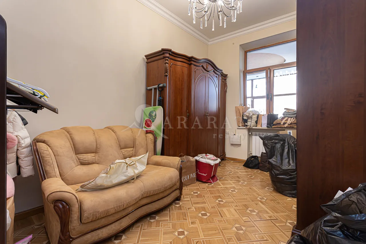 4 bedroom apartment for sale Baghramyan av(Arabkir), Arabkir Yerevan, 158395