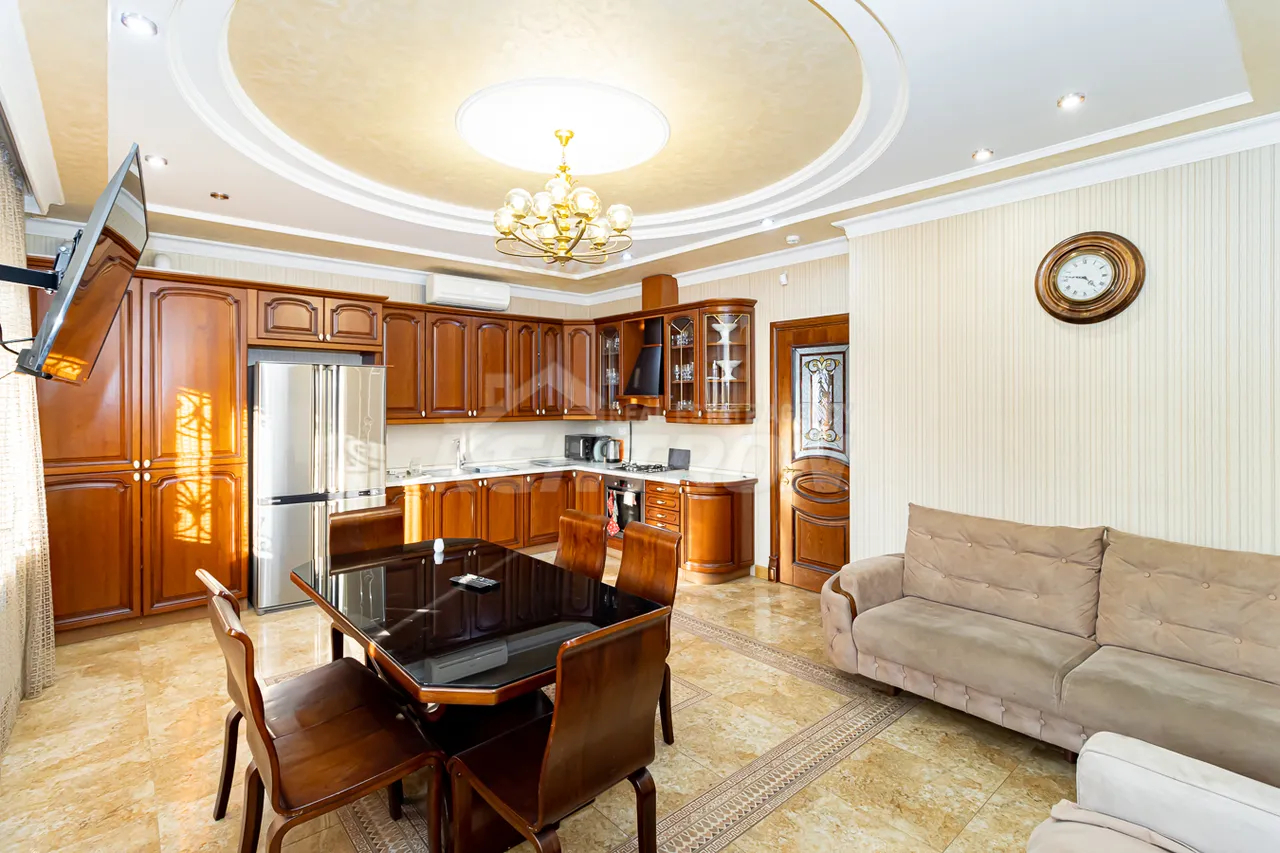 House for sale G 1 dis., Adjapnyak Yerevan, 159066