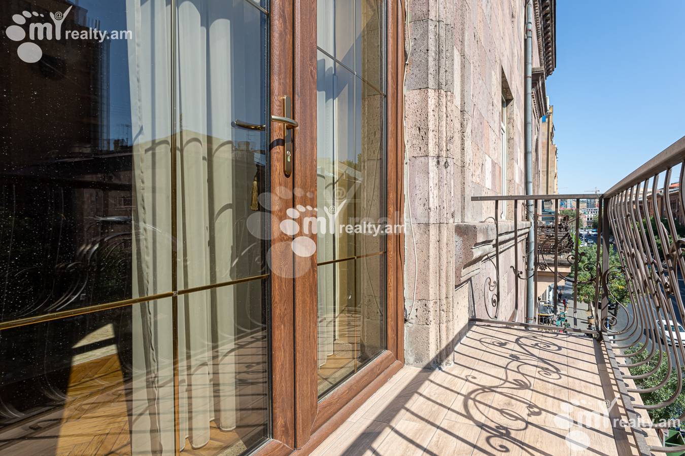 2 bedroom apartment for sale خیابان امیریان, مرکز شهر ایروان, 156784