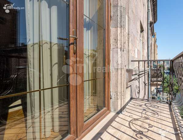 2-senyakanoc-bnakaran-vacharq-Yerevan-Center