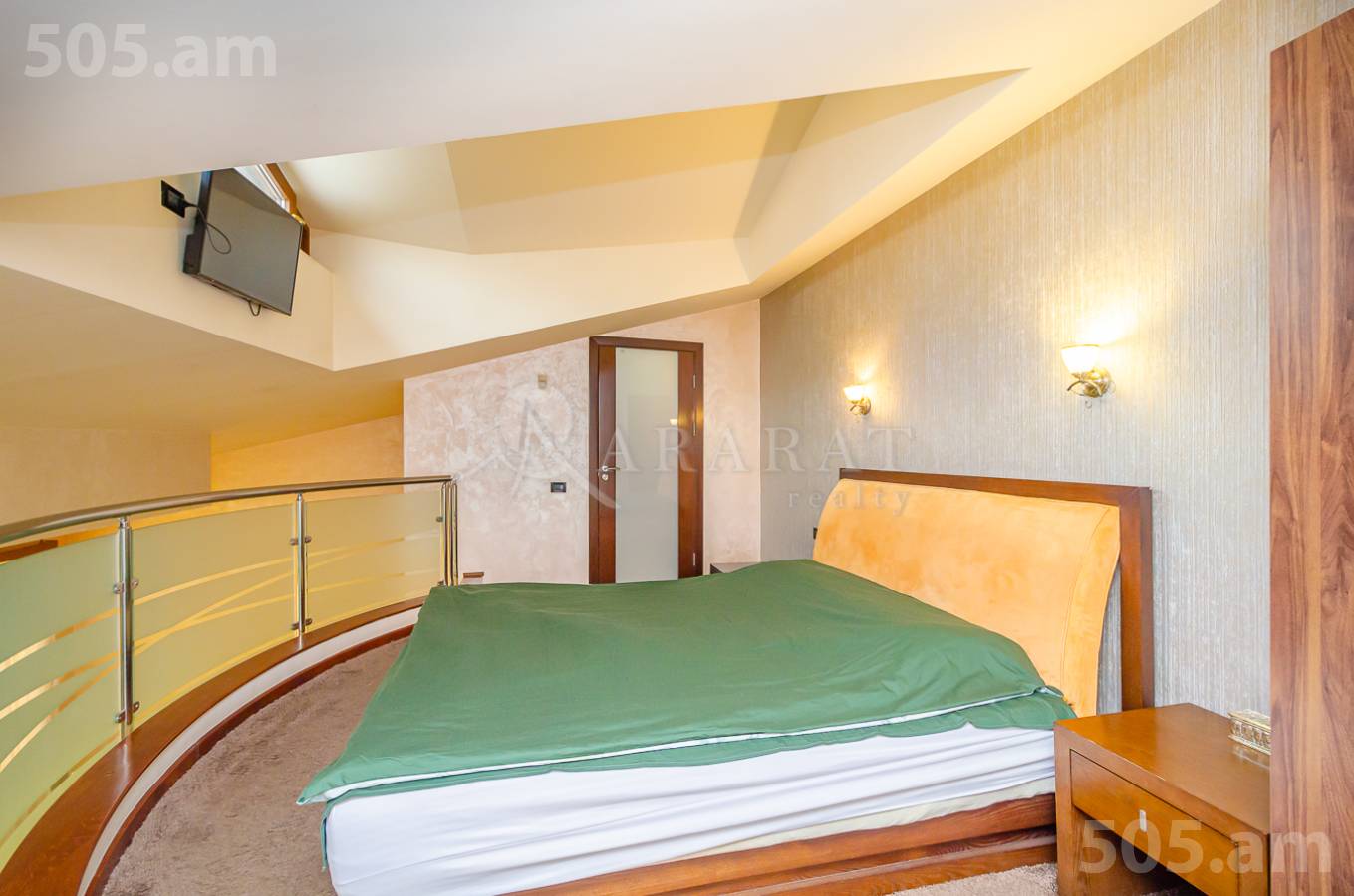 2 bedroom apartment for sale Zakyan St, Center Yerevan, 153237