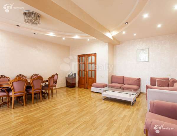 4-senyakanoc-bnakaran-vacharq-Yerevan-Center